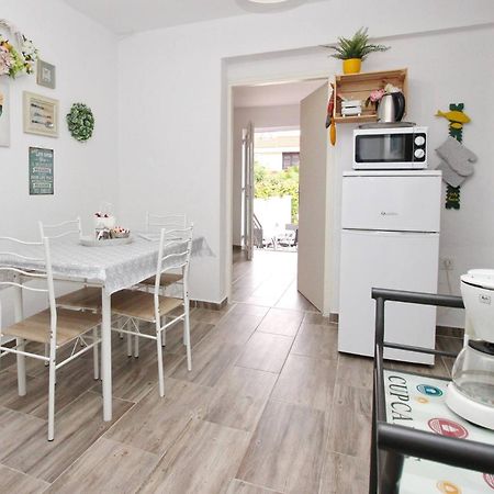 באסקה Apartments Rozanda מראה חיצוני תמונה