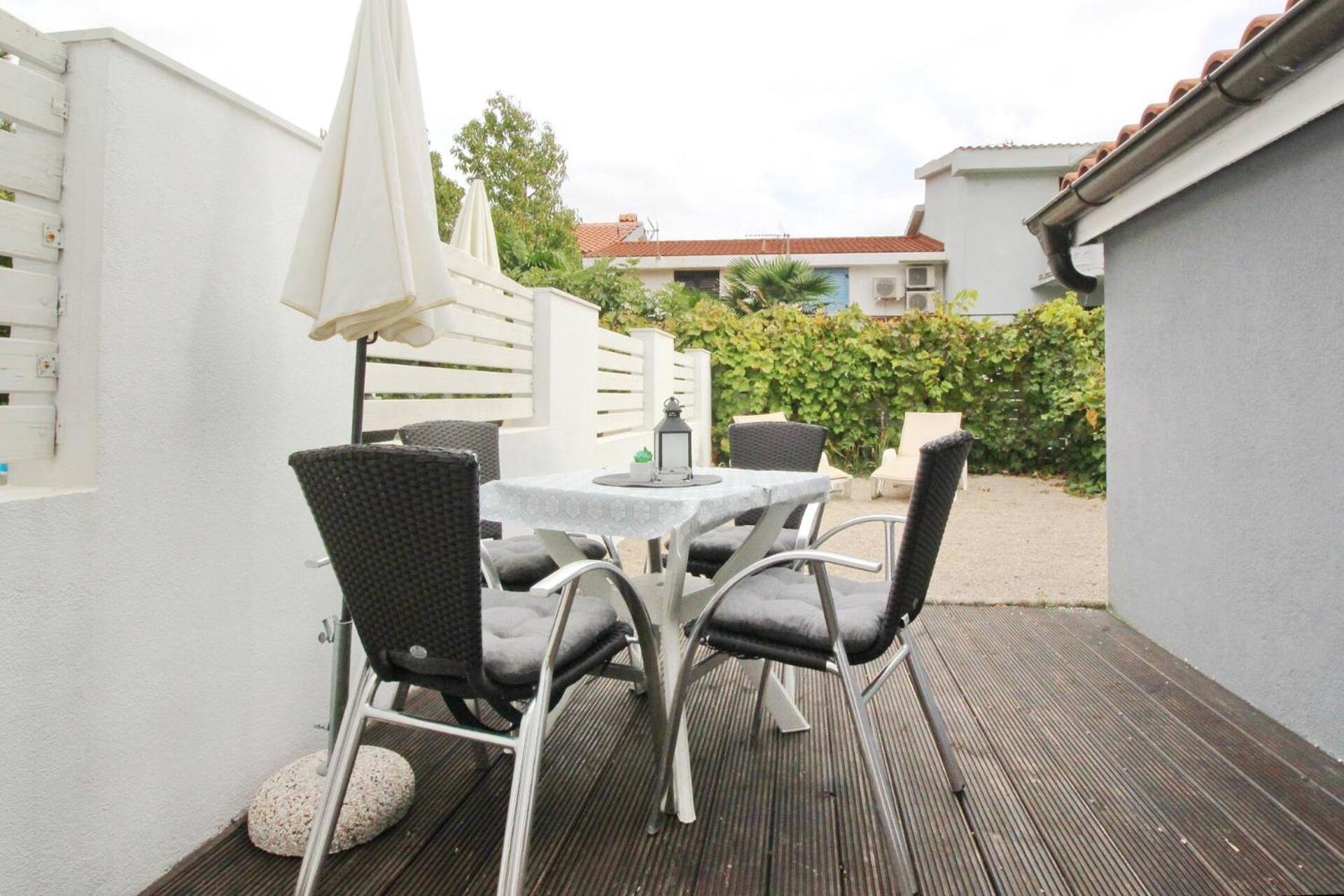 באסקה Apartments Rozanda מראה חיצוני תמונה